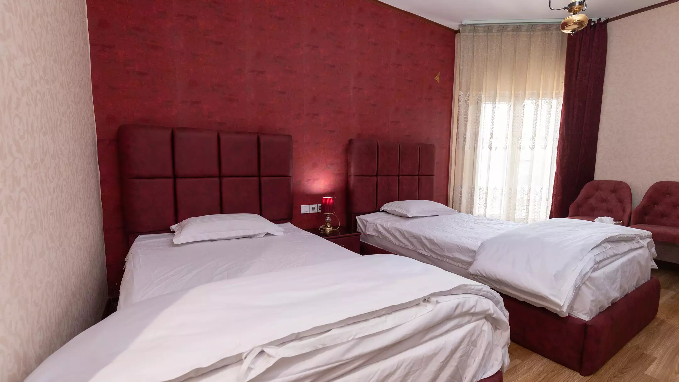 Alibaba https://cdn.alibaba.ir/ostorage/hotel-accommodation-images/674abecc7e75320ec907f257_هتل دریا - اتاق دوتخته سینگل (1).webp